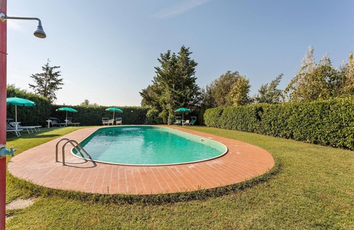 Tuoro sul Trasimeno Apartment | Spacious Lakefront Apartment