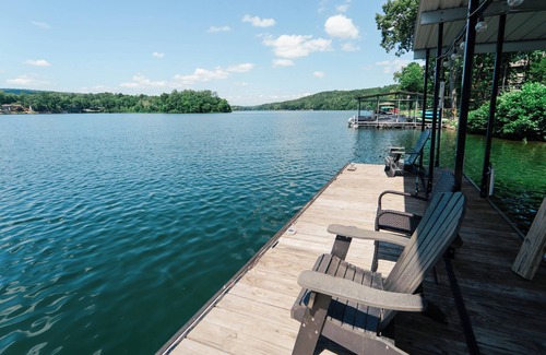 Hot Springs Village Apartment | Spacious Lakeside Apartment with Pool Table