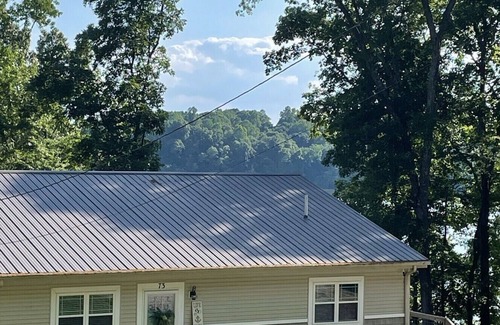 Cadiz House | Spacious Lake Barkley Cottage/private/gorgeous lakefront view! Dock/jetski port
