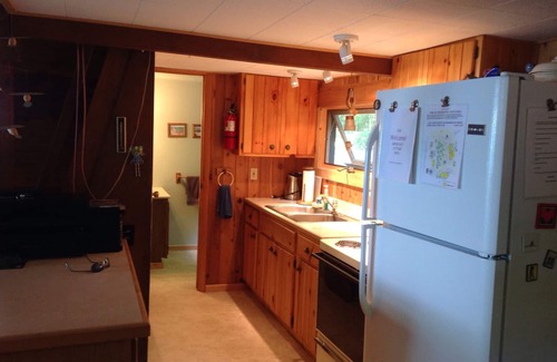 Pentwater Cottage | Spacious Lake Michigan Lakefront Cottage