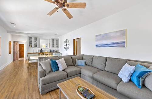 Lake Oconee Villa | Spacious Lakefront Villa In Gated Resort Community