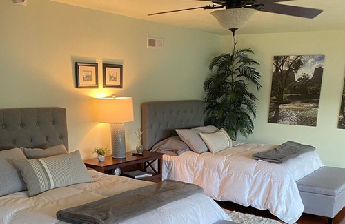 Jenkins Cottage | Spacious lakehouse with amazing views of beautiful Table Rock lake!