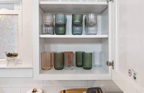 The Nations House | Spacious Large Getaway-7 Beds, Perfect for Groups!