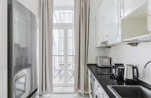 Stuwerviertel Apartment | Spacious Leopoldstadt 3BR, Furnished + Balcony, by Blueground