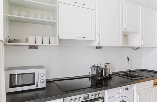 Stuwerviertel Apartment | Spacious Leopoldstadt 3BR, Furnished + Balcony, by Blueground