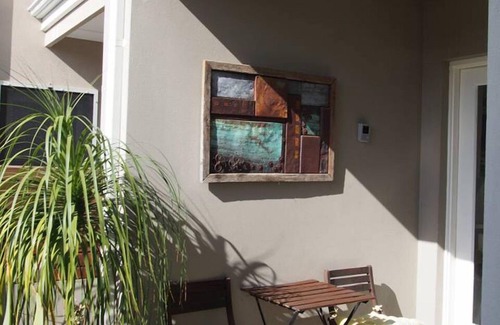 Mindarie Apartment | Spacious living in the heart of the marina