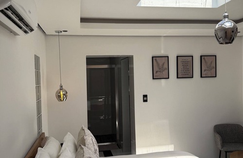 Welkom Cabin | Spacious lodge in enchanting Welkom with WiFi, AC