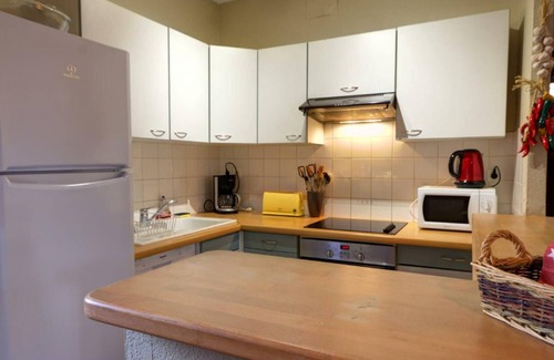 Parigny Cottage | Spacious lodge with leisure and 80 ha park, pets allowed