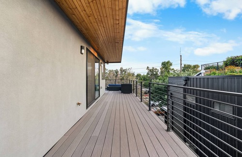 Highland House | Spacious LoHi Home With Denver Skyline Rooftop Views