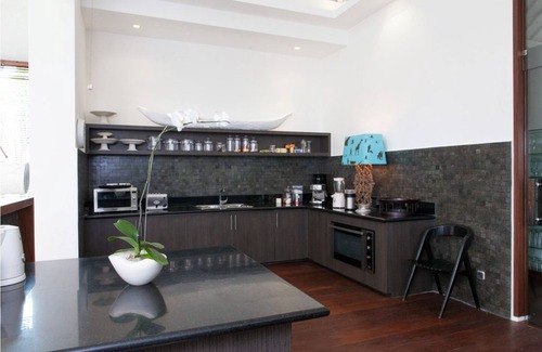 Padonan Villa | Spacious, Luxury 7BR Villa, Canggu - Near Splash Waterpark!