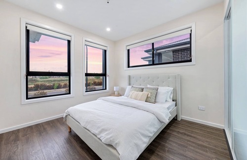 Quakers Hill House | Spacious & Luxury 4Bed Room Retreat Near Station