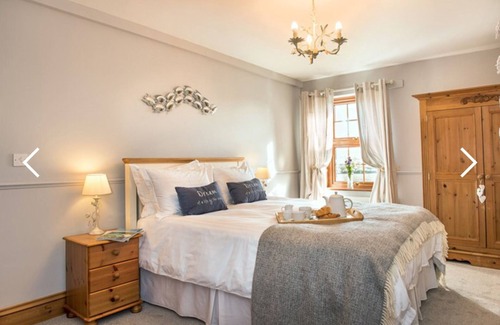 Widemouth Bay Other | Spacious luxury cottage, near sandy beaches with hot tub
