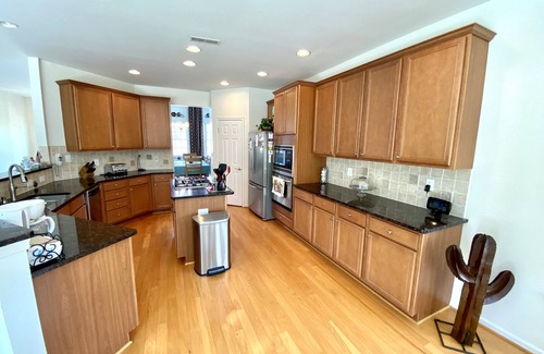 Bayside House | Spacious Luxury Home in Waterfront Resort with Indoor/Outdoor Pools