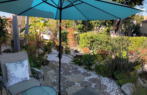 McManus House | Spacious luxury house with AC, Ethernet, pet friendly near Culver City