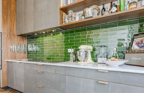 Amsterdam West House | Spacious luxury home w / 4 bedrooms and garden 5mins from center. Families only.