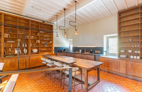 Chateauneuf-le-Rouge Apartment | Spacious, modern loft in a château near Aix.