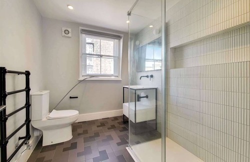 Carnaby Apartment | Spacious Maisonette Townhouse in the heart of Soho