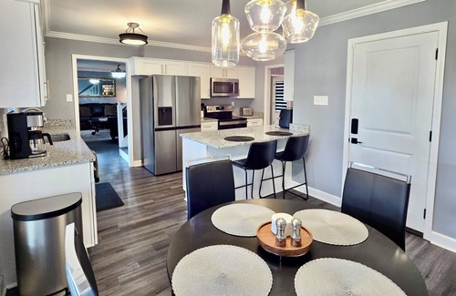 Southwind House | Spacious Memphis Stay w/Foosball Table, Games & Movie Nights