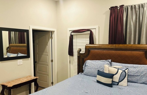 Smyrna House | Spacious mixed with comfy & a bit of luxury.