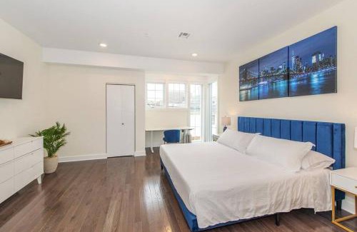 North Bergen Apartment | Spacious Modern Condo NYC at Fingertips