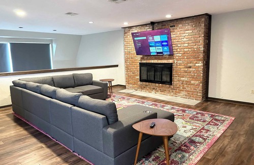 Quail Creek Apartment | Spacious Modern Duplex in Oklahoma City
