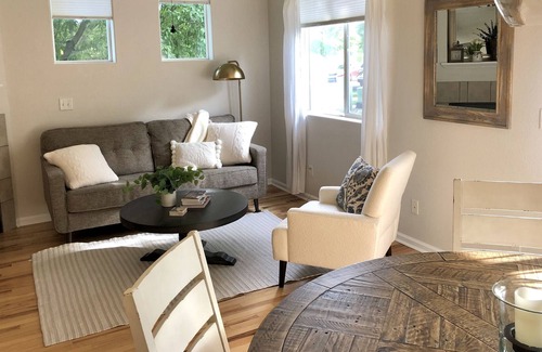 Rigden Farm House | Spacious, modern, family friendly, centrally located. Close to FC bike trails!