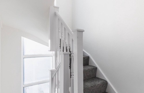 Stratford House | Spacious & Modern House w/FREE off street parking