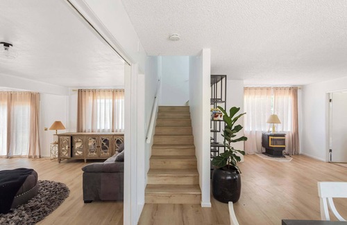 Anza House | Spacious Modern Home with Scenic Views & Outdoor