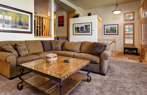 Bear Hollow Village House | Spacious Modern Townhouse at Bear Hollow Park City - Sleeps 15!