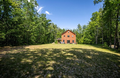 Center Conway House | Spacious Mountain Retreat in the Heart of North Conway, NH