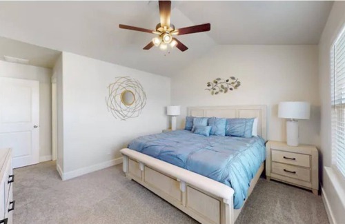 Salt Lake County House | Spacious Mountain View Townhouse