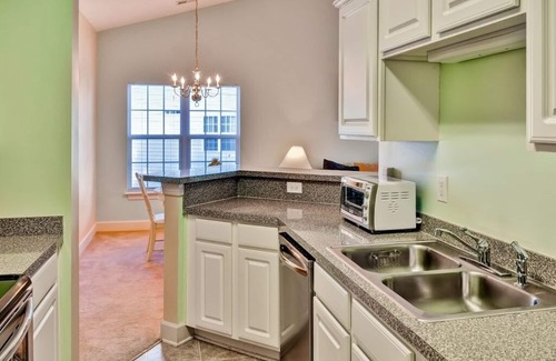 Waterford Plantation Condo | Spacious Myrtle Beach Family Condo w/Resort Pool!