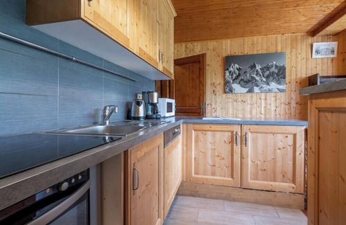 Chamonix-Mont-Blanc Apartment | Spacious nest overlooking the Mont Blanc range.