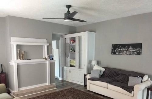Covington House | Spacious Neo-Rustic Home - 5 Minutes From Downtown Cincinnati -