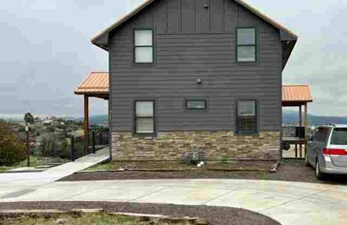 Colorado City Cabin | Spacious new home, mtn views, CO City-Rye, RV Hook-Up, golfing, hiking, fishing