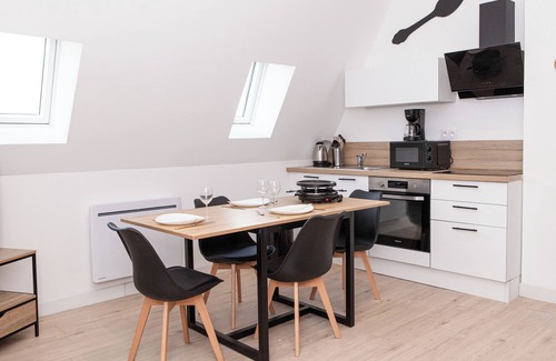 Tourcoing Apartment | Spacious new studio-Le velours royal