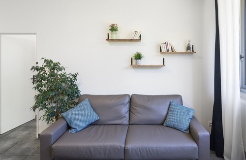 Hincmar Apartment | Spacious Oasis in the Heart of Reims: Discover Our Beautiful Cozy Apartment