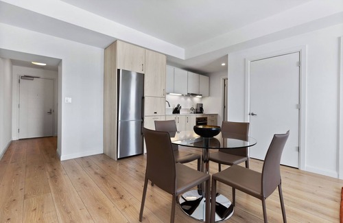 West Fens Apartment | Spacious One Bedroom, Steps from Fenway Park