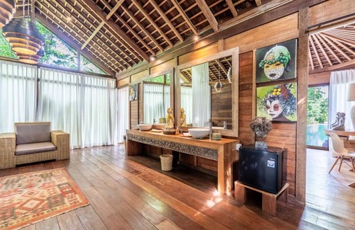 Banjar Semer Resort | Spacious Our Luxury Suites in enchanting Bali with WiFi, AC, Pool, Yoga Studio