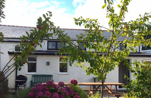Johnston Other | Spacious Pembrokeshire Targate Farm- 4 bedrooms, 2 living rooms, sleeps 10