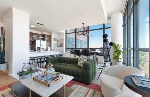 Downtown Chicago Apartment | Spacious Penthouse Trio + Skyline Views for Groups
