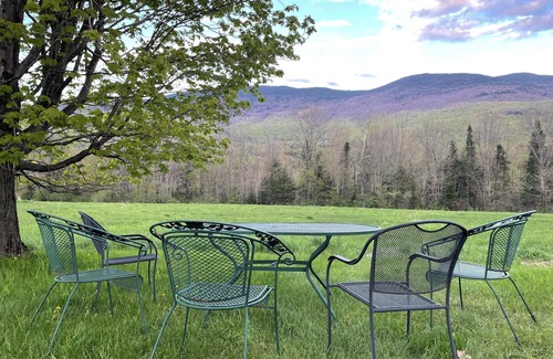 Moscow House | Spacious, pet-free mountain retreat perfect for hosting groups on 15 acres