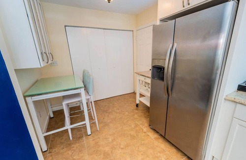 Historic Uptown House | Spacious Pet Friendly Home in Downtown St. Petersburg - Walk to Everything