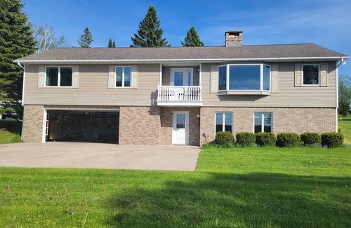 Hancock House | Spacious, pet-friendly home in Hancock Twp. Includes indoor sauna!