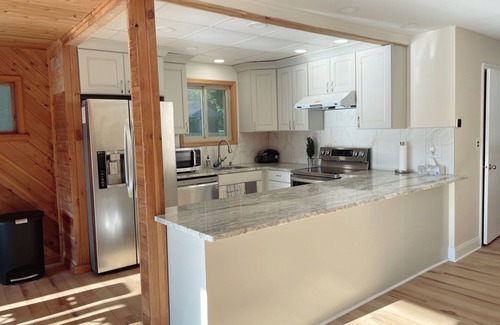 Pocono Lake House | Spacious Pocono Lakefront Retreat w/Amenities