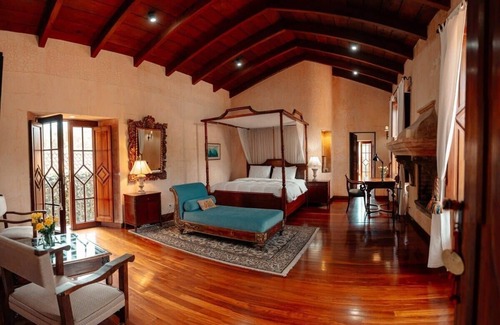Antigua Guatemala Bed & Breakfast | Spacious Posada de Los Leones, Antigua