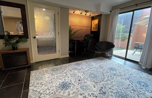 Olathe House | Spacious private 2-bedroom, 1 bath house in awesome Olathe with fitness room, AC