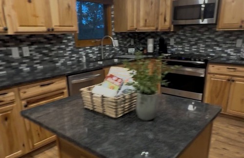 Eagle River House | Spacious Private Home w/Mountain Views, 7 P Hot Tub, Lg Patios, 4Bed, Sleeps 12