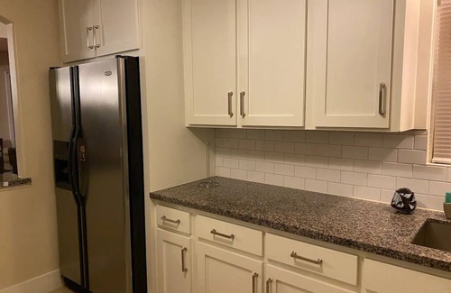 Southeast Houston House | Spacious private home within 2 miles from Hobby Airport