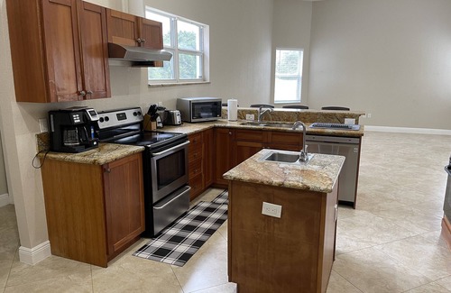 Loxahatchee Groves House | Spacious private property sitting on 5 acres
